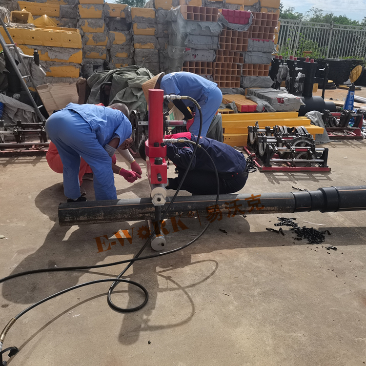 燃氣公司使用易沃克PE管封堵器現場